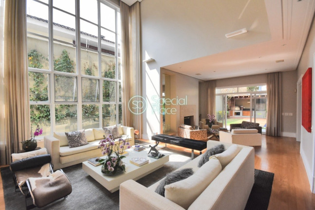 Casa com 4 Quartos à Venda, 546 m² em Morumbi - São Paulo