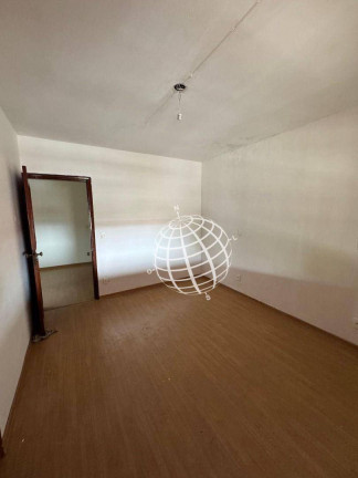 Imagem Casa com 3 Quartos à Venda ou Locação, 243 m² em Alvinópolis - Atibaia