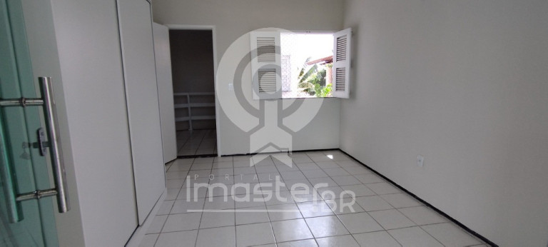 Imagem Casa com 5 Quartos à Venda, 175 m² em Edson Queiroz - Fortaleza Imagem Casa com 5 Quartos à Venda, 175 m² em Edson Queiroz - Fortaleza