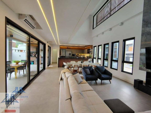 Casa com 4 Quartos à Venda, 342 m² em Ratones - Florianópolis