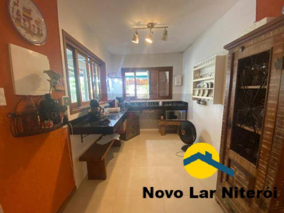 Imagem Casa com 3 Quartos à Venda, 181 m² em Praia De Itaipuaçu (itaipuaçu) - Maricá Imagem Casa com 3 Quartos à Venda, 181 m² em Praia De Itaipuaçu (itaipuaçu) - Maricá