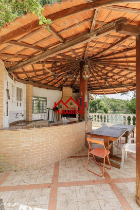 Imagem Chácara com 6 Quartos à Venda, 351 m² em Jardim Bela Vista - Jacareí