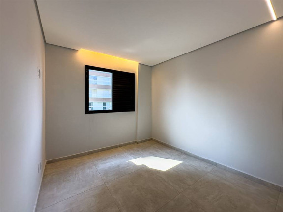 Imagem Apartamento com 2 Quartos à Venda, 232 m² em Tupi - Praia Grande Imagem Apartamento com 2 Quartos à Venda, 232 m² em Tupi - Praia Grande
