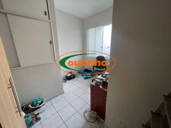 Imagem Casa com 4 Quartos à Venda, 120 m² em Rio Comprido - Rio De Janeiro Imagem Casa com 4 Quartos à Venda, 120 m² em Rio Comprido - Rio De Janeiro