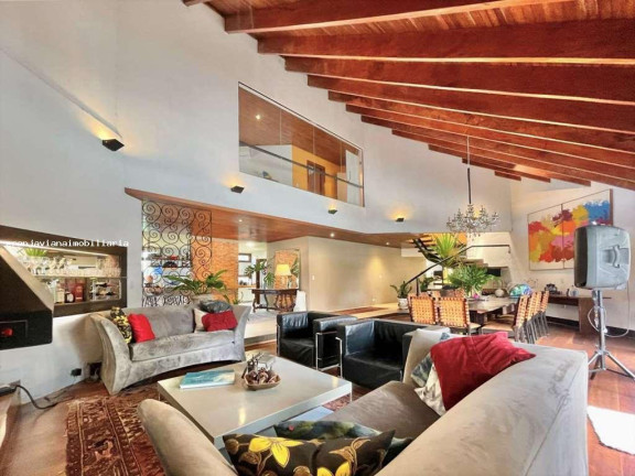 Imagem Casa à Venda,  em Fazendinha - Carapicuíba