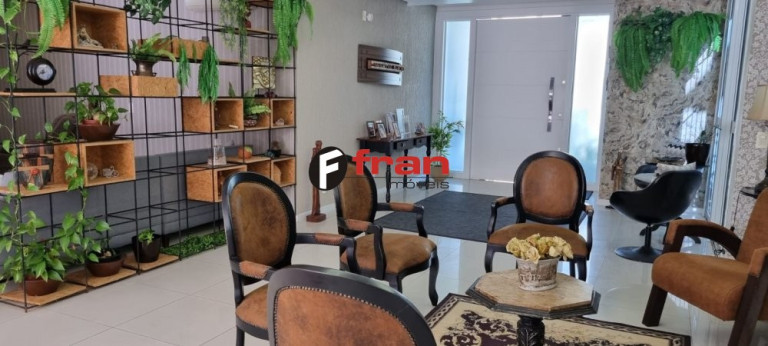 Imagem Casa com 5 Quartos à Venda, 329 m² em Santa Mônica - Florianópolis Imagem Casa com 5 Quartos à Venda, 329 m² em Santa Mônica - Florianópolis