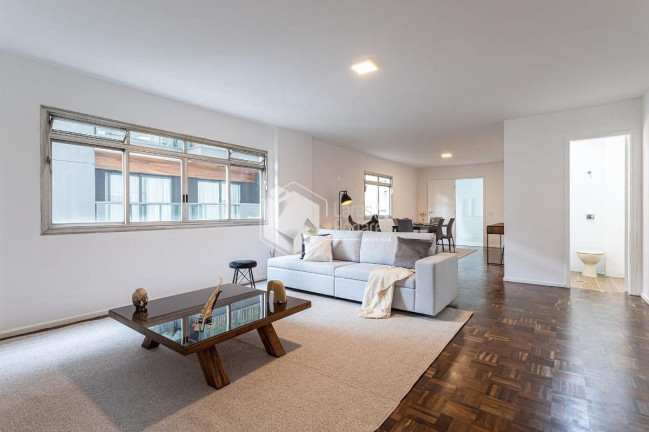 Foto do imóvel Apartamento com 3 Quartos à Venda, 187 m² em Itaim Bibi - São Paulo