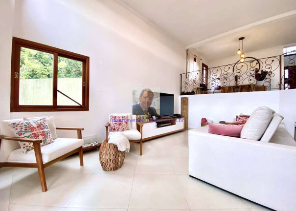 Imagem Casa de Condomínio com 4 Quartos à Venda, 325 m² em Moinho Velho - Cotia
