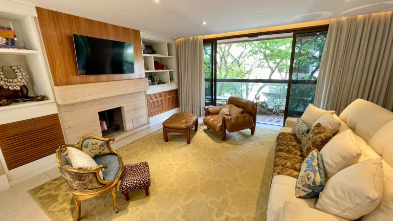 Imagem Apartamento com 3 Quartos à Venda, 240 m² em Campo Belo - São Paulo