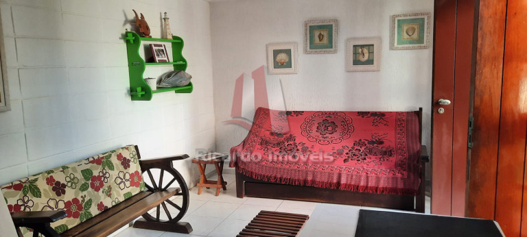 Imagem Casa de Condomínio com 2 Quartos à Venda, 100 m² em Peró - Cabo Frio