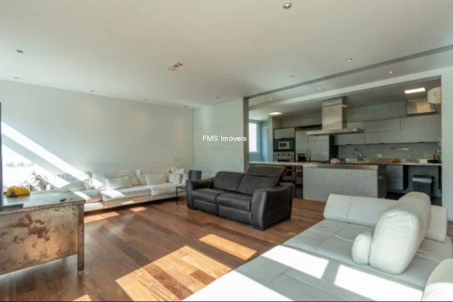Imagem Imóvel com 3 Quartos à Venda, 239 m² em Jardim Paulista - São Paulo Imagem Imóvel com 3 Quartos à Venda, 239 m² em Jardim Paulista - São Paulo