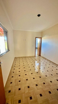 Imagem Casa com 3 Quartos à Venda, 100 m² em Jardim Jussara - Caldas Novas Imagem Casa com 3 Quartos à Venda, 100 m² em Jardim Jussara - Caldas Novas