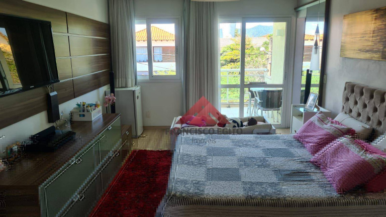 Imagem Casa com 3 Quartos à Venda, 242 m² em Camboinhas - Niterói