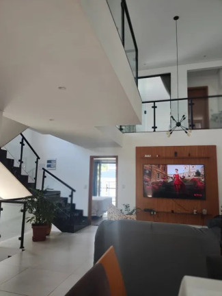 Imagem Casa com 3 Quartos para Alugar, 250 m² em Rio Cotia - Cotia Imagem Casa com 3 Quartos para Alugar, 250 m² em Rio Cotia - Cotia