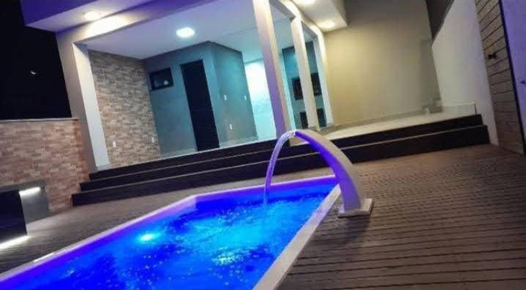 Imagem Casa com 3 Quartos à Venda, 202 m² em Cidade Universitária Pedra Branca - Palhoça