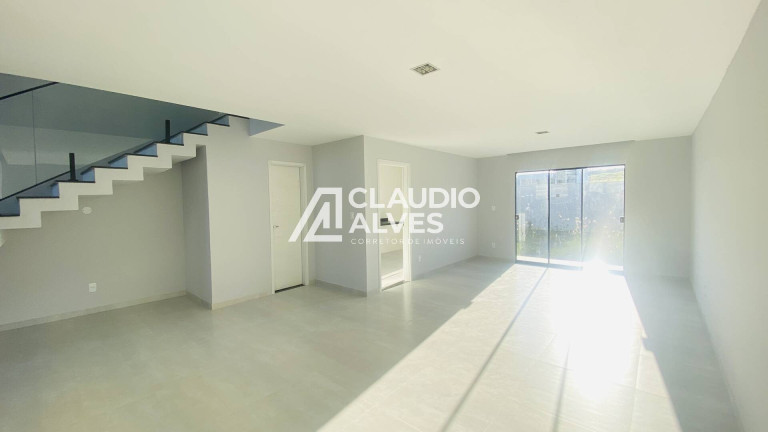 Imagem Casa de Condomínio com 3 Quartos à Venda, 118 m² em Av. Noíde Cerqueira - Feira De Santana