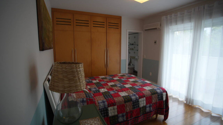 Imagem Casa com 4 Quartos à Venda, 570 m² em Jurere Internacional - Florianópolis