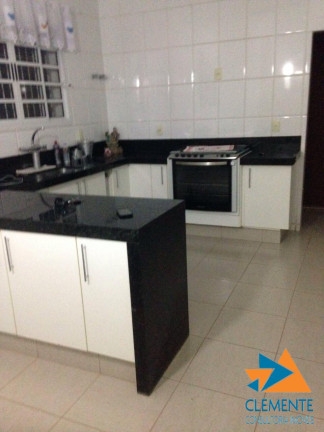Imagem Casa com 6 Quartos à Venda, 300 m² em Centro - Lagoa Santa