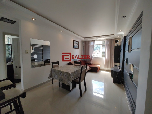 Imagem Apartamento com 2 Quartos à Venda, 66 m² em Centro - Florianópolis Imagem Apartamento com 2 Quartos à Venda, 66 m² em Centro - Florianópolis