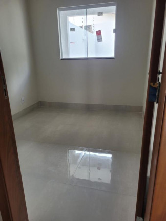 Imagem Casa com 3 Quartos à Venda, 202 m² em Santa Cruz 2 - Cuiabá Imagem Casa com 3 Quartos à Venda, 202 m² em Santa Cruz 2 - Cuiabá