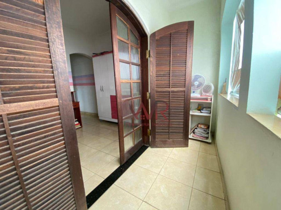 Imagem Sobrado com 3 Quartos à Venda, 170 m² em Itaquera - São Paulo Imagem Sobrado com 3 Quartos à Venda, 170 m² em Itaquera - São Paulo