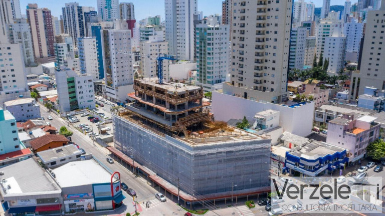 Imagem Apartamento com 3 Quartos à Venda, 122 m² em Centro - Balneário Camboriú