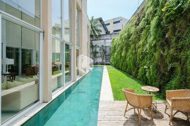 Imagem Casa com 3 Quartos à Venda, 480 m² em Vila Madalena - São Paulo