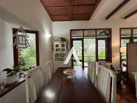 Imagem Casa com 4 Quartos à Venda, 177 m² em Granja Guarani - Teresópolis