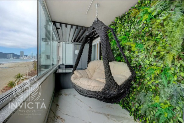 Imagem Apartamento com 4 Quartos à Venda, 192 m² em Centro - Balneário Camboriú Imagem Apartamento com 4 Quartos à Venda, 192 m² em Centro - Balneário Camboriú