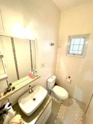 Imagem Casa com 4 Quartos à Venda, 262 m² em Capoeiras - Florianópolis