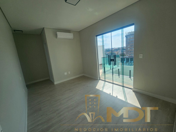 Imagem Casa com 4 Quartos à Venda, 209 m² em Planalto - Belo Horizonte