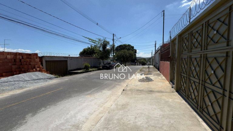 Casa com 3 Quartos à Venda, 132 m² em Espírito Santo - Betim