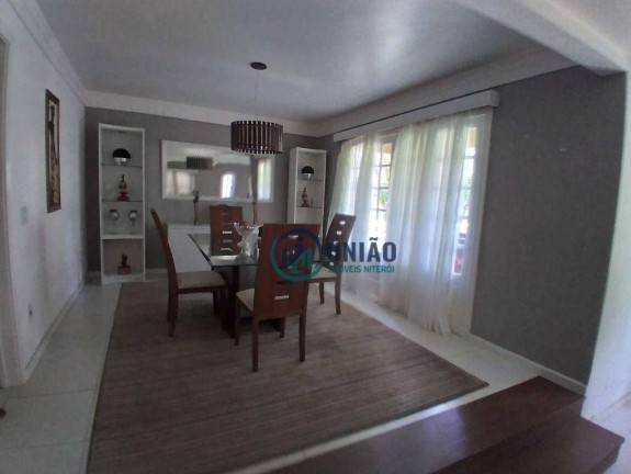 Imagem Casa com 4 Quartos à Venda, 400 m² em Piratininga - Niterói Imagem Casa com 4 Quartos à Venda, 400 m² em Piratininga - Niterói
