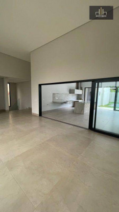 Imagem Casa com 4 Quartos à Venda, 309 m² em Jardim Itália - Cuiabá Imagem Casa com 4 Quartos à Venda, 309 m² em Jardim Itália - Cuiabá