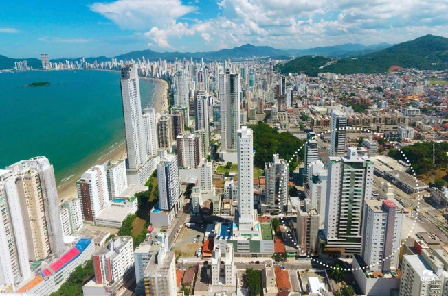 Imagem Cobertura com 5 Quartos à Venda, 314 m² em Pioneiros - Balneário Camboriú Imagem Cobertura com 5 Quartos à Venda, 314 m² em Pioneiros - Balneário Camboriú