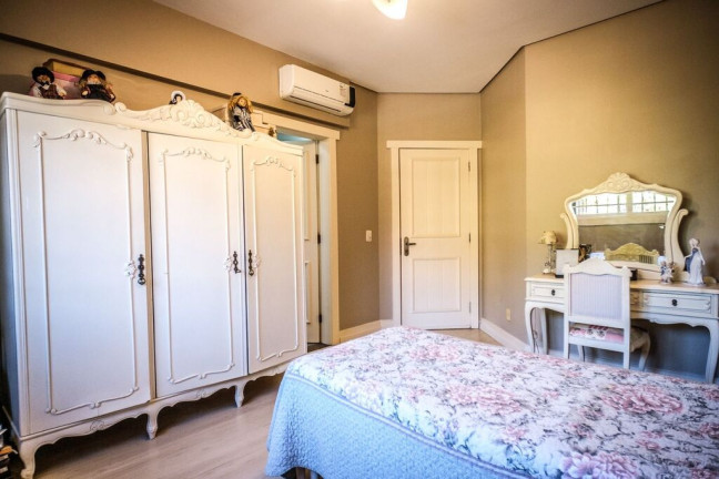 Imagem Casa de Condomínio com 5 Quartos à Venda, 841 m² em Santa Tereza - Porto Alegre Imagem Casa de Condomínio com 5 Quartos à Venda, 841 m² em Santa Tereza - Porto Alegre