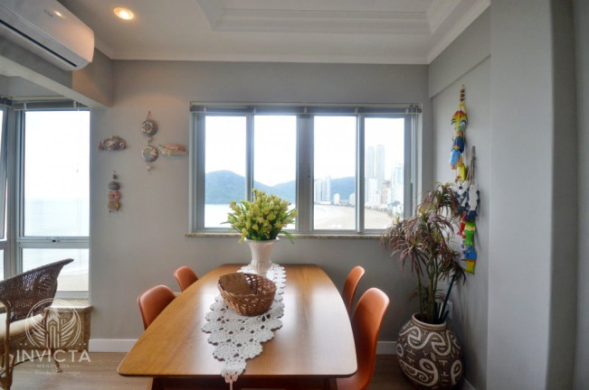 Imagem Apartamento com 2 Quartos à Venda, 81 m² em Barra Sul - Balneário Camboriú