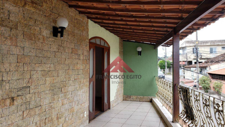 Imagem Sobrado com 3 Quartos à Venda, 250 m² em Centro - São Gonçalo Imagem Sobrado com 3 Quartos à Venda, 250 m² em Centro - São Gonçalo