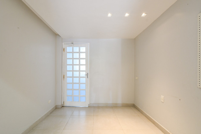 Imagem Casa com 4 Quartos à Venda, 205 m² em Vila Congonhas - São Paulo