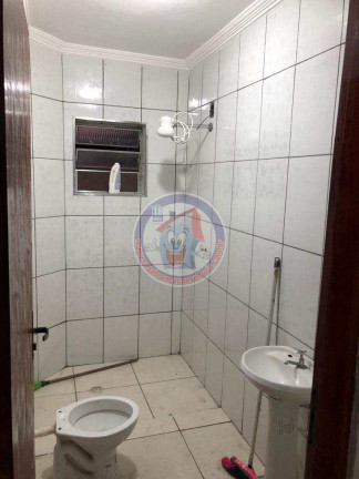 Imagem Casa com 4 Quartos à Venda, 84 m² em Solemar - Praia Grande Imagem Casa com 4 Quartos à Venda, 84 m² em Solemar - Praia Grande