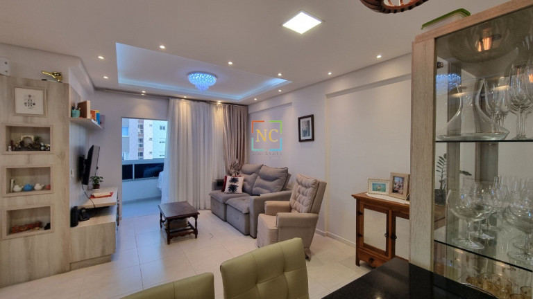 Imagem Apartamento com 3 Quartos à Venda, 106 m² em Barreiros - São José