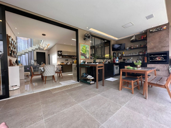 Imagem Chácara com 3 Quartos à Venda, 230 m² em Jardim Maria Amélia - Jacareí Imagem Chácara com 3 Quartos à Venda, 230 m² em Jardim Maria Amélia - Jacareí