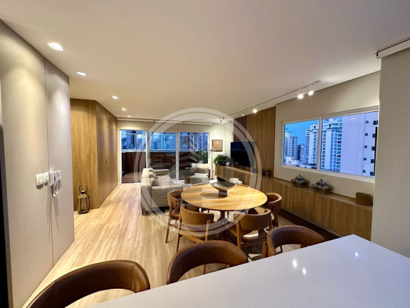 Imagem Apartamento com 4 Quartos à Venda, 240 m² em Centro - Balneário Camboriú Imagem Apartamento com 4 Quartos à Venda, 240 m² em Centro - Balneário Camboriú