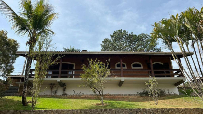 Imagem Casa com 3 Quartos à Venda,  em Jardim Estância Brasil - Atibaia