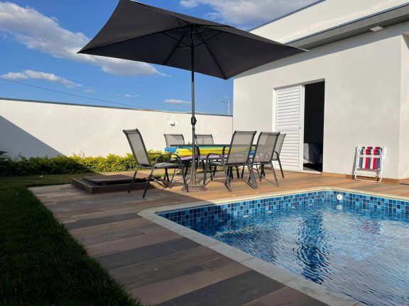 Imagem Casa com 3 Quartos à Venda, 450 m² em Condomínio Ninho Verde I - Porangaba