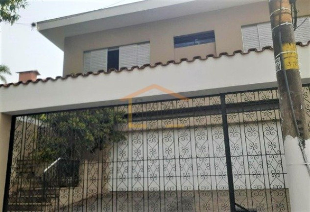 Sobrado com 3 Quartos para Alugar, 340 m² em Vila Albertina - São Paulo