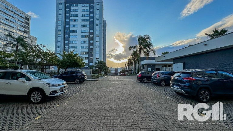 Imagem Apartamento com 2 Quartos à Venda, 102 m² em Jardim Do Salso - Porto Alegre Imagem Apartamento com 2 Quartos à Venda, 102 m² em Jardim Do Salso - Porto Alegre