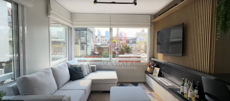Apartamento com 2 Quartos à Venda,  em Menino Deus - Porto Alegre
