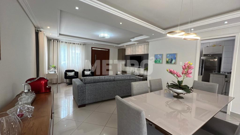 Casa com 3 Quartos à Venda, 210 m² em Cidade Universitária - Petrolina