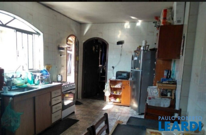 Imagem Casa com 2 Quartos à Venda, 196 m² em Jardim Irene - Santo André